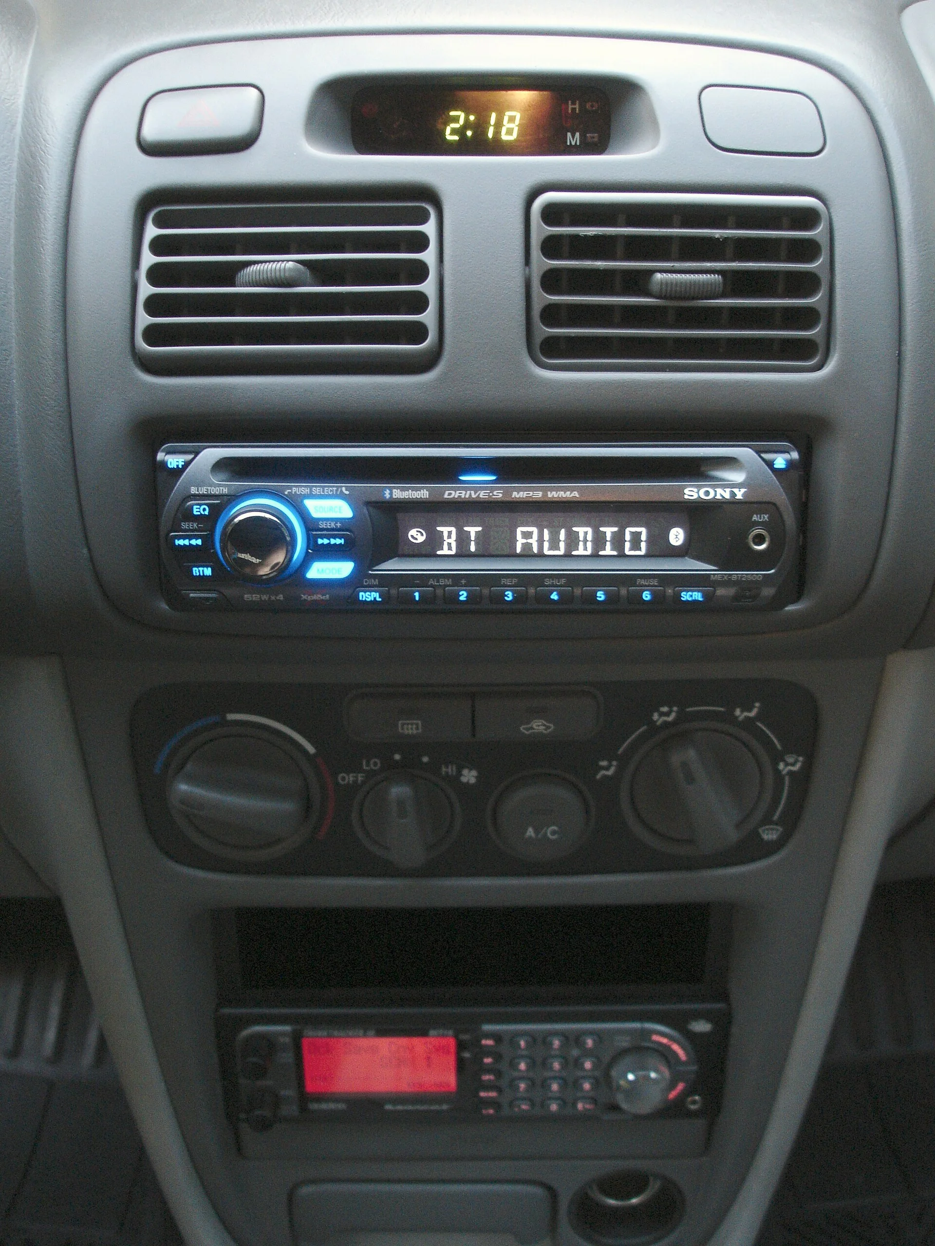 Why Does My Car Bluetooth Keep Cutting Out or Disconnecting? How to Fix It
