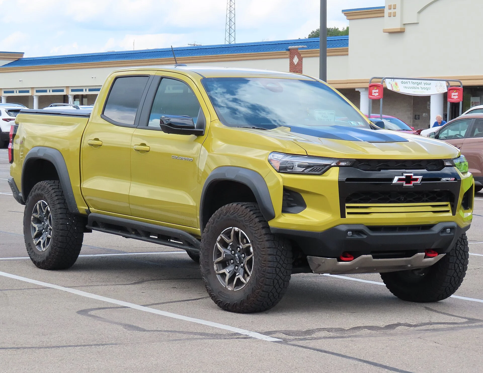 Chevy Colorado ZR2 — a 2024 Chevrolet Colorado