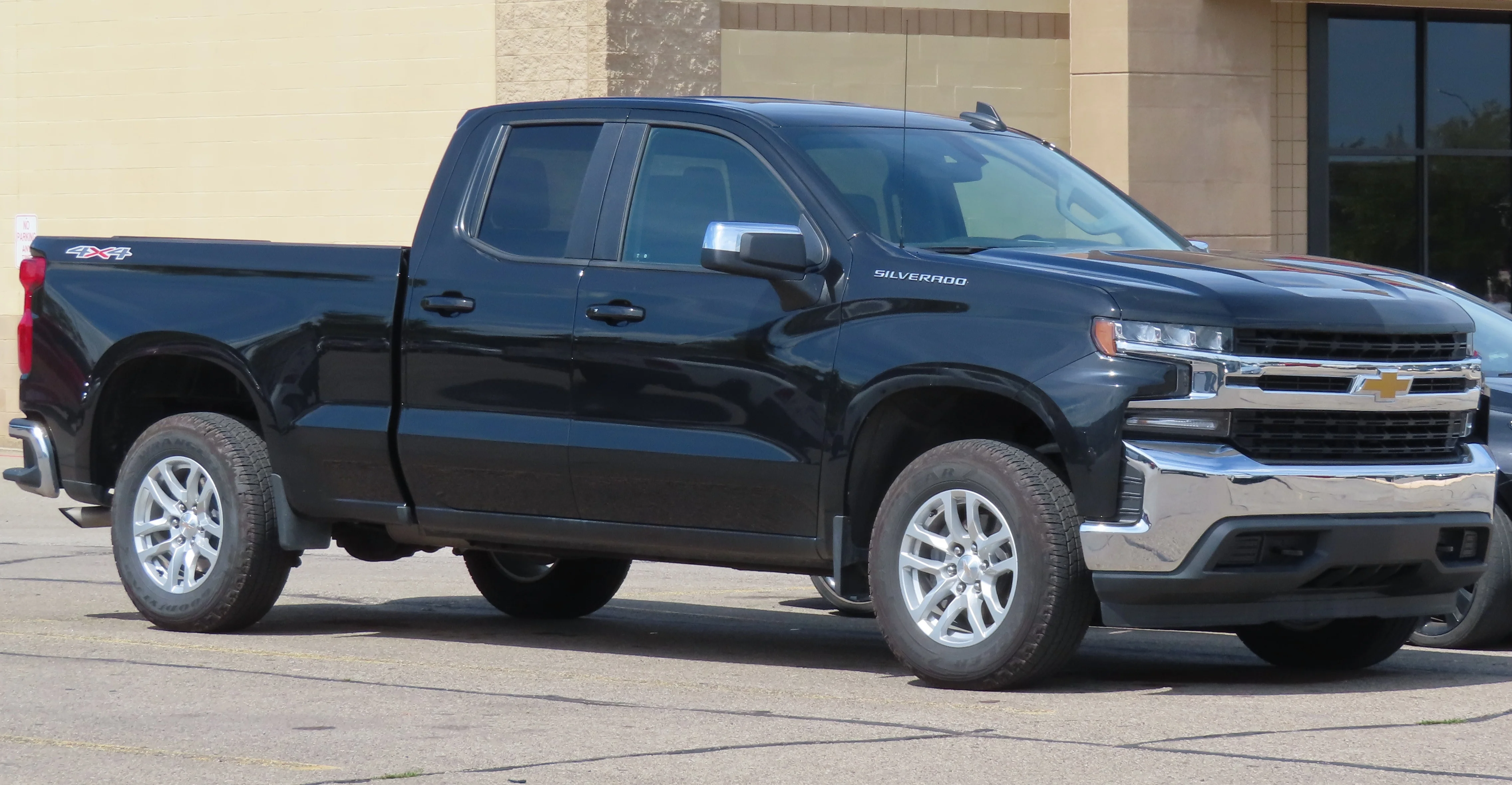 Chevy Silverado 1500 Truck Bed Dimensions for Camping: All Three Beds