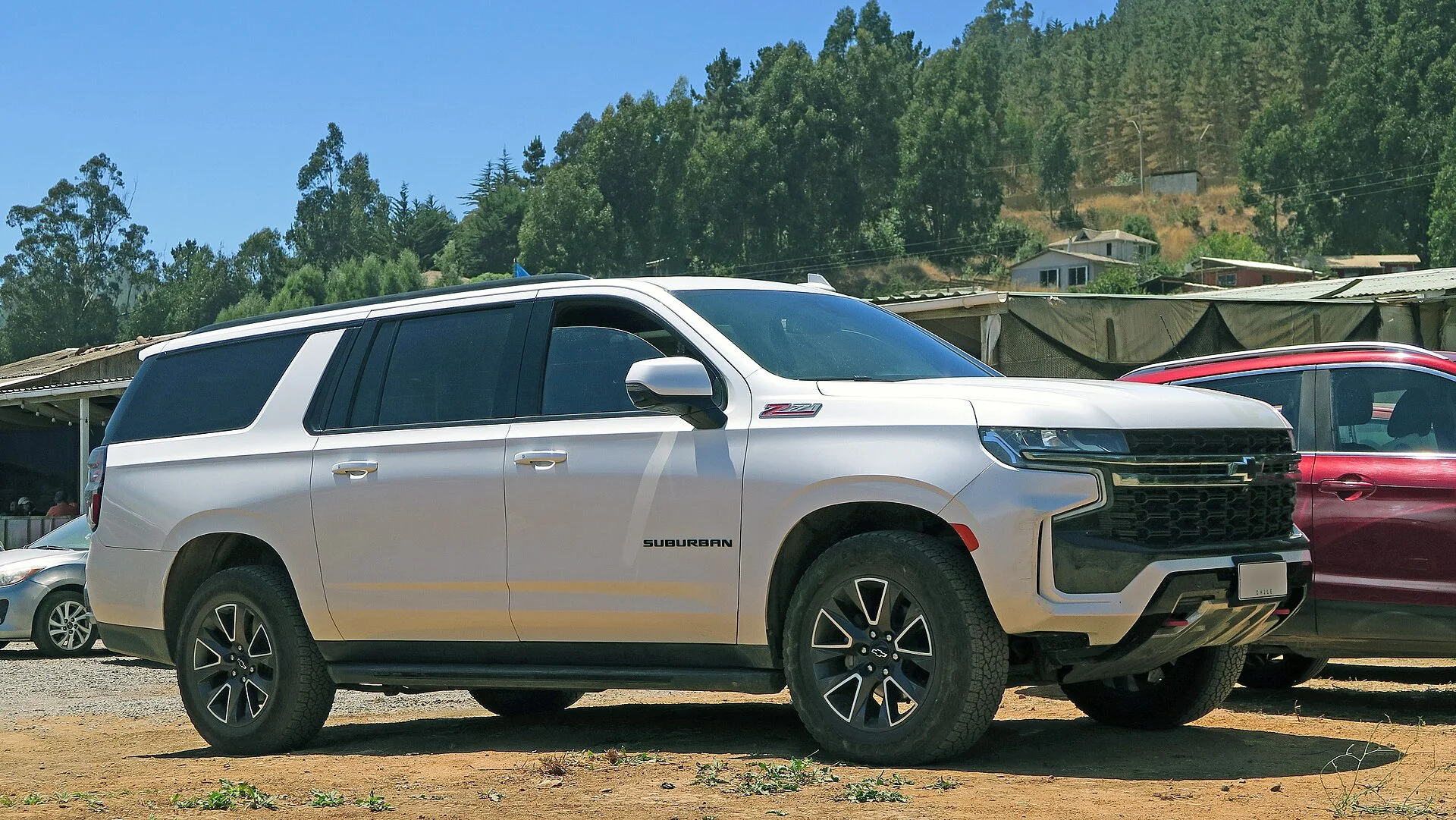 2022 Chevy Suburban Z71, front view