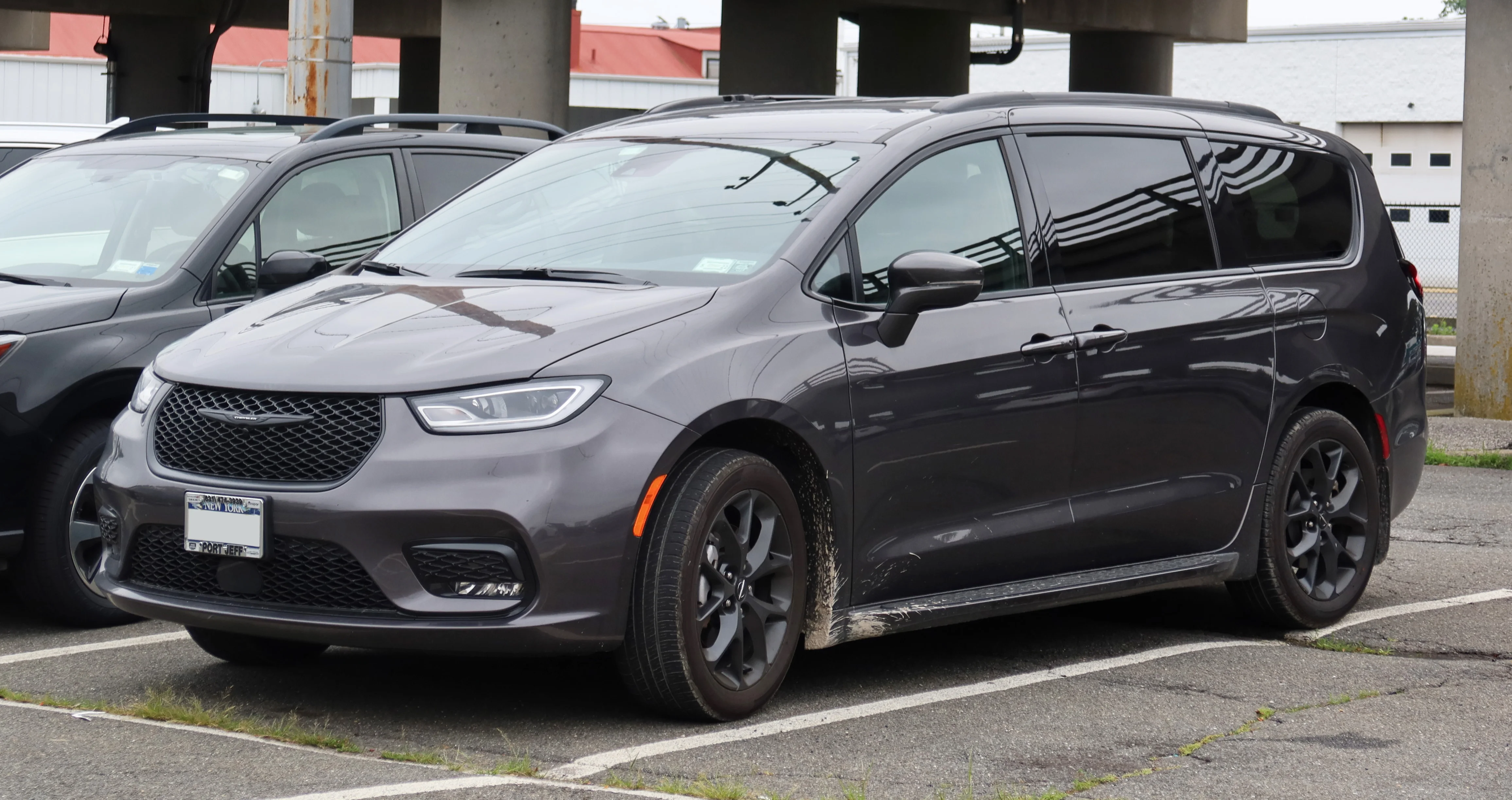 Chrysler Pacifica 12V Outlet Locations and Fuse Map for Camping