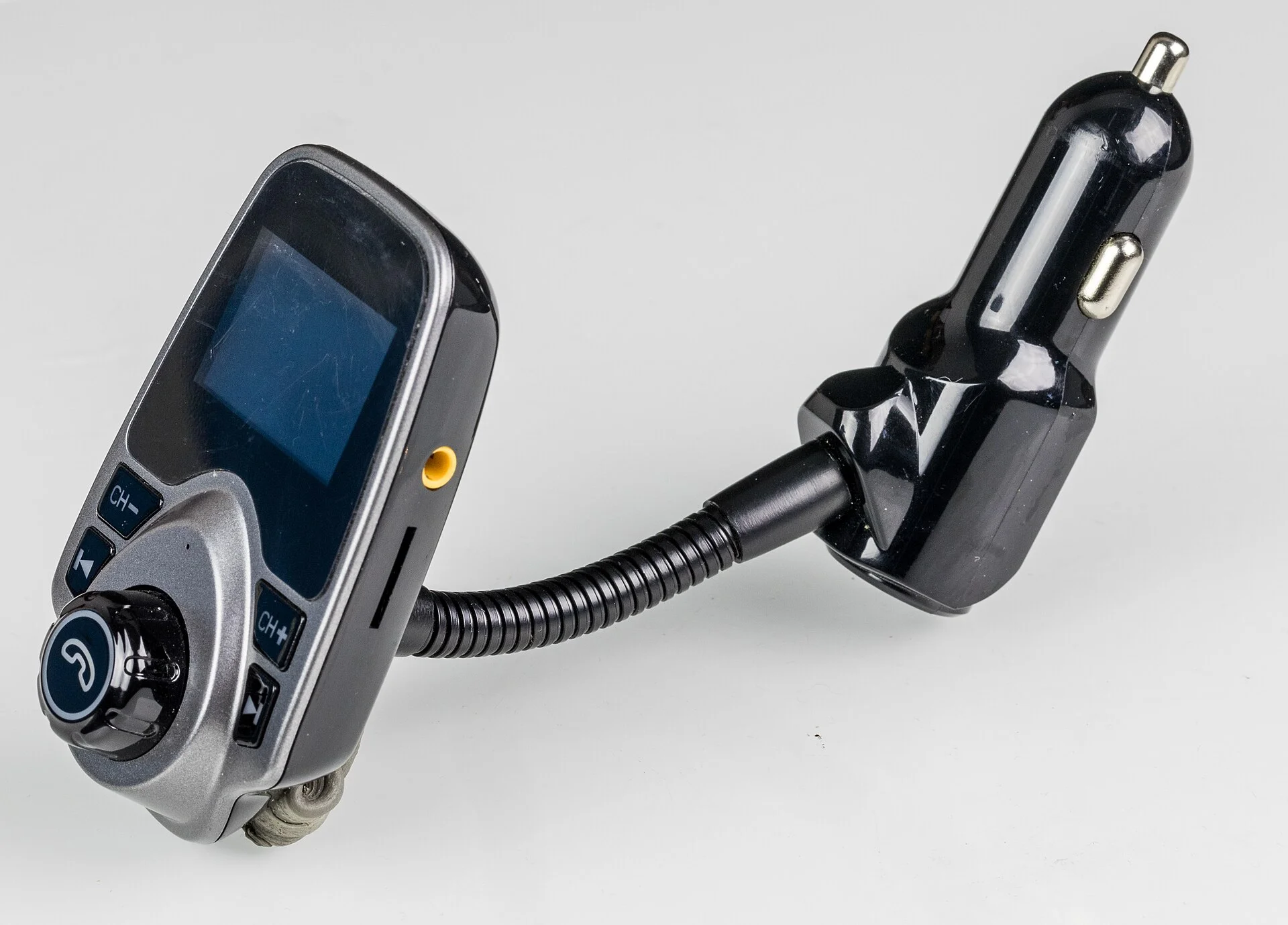 T10 Car Bluetooth FM Transmitter-0467