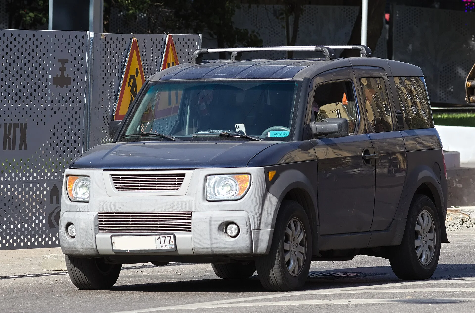 Honda Element Cargo Dimensions: Does a Mattress Fit Flat?