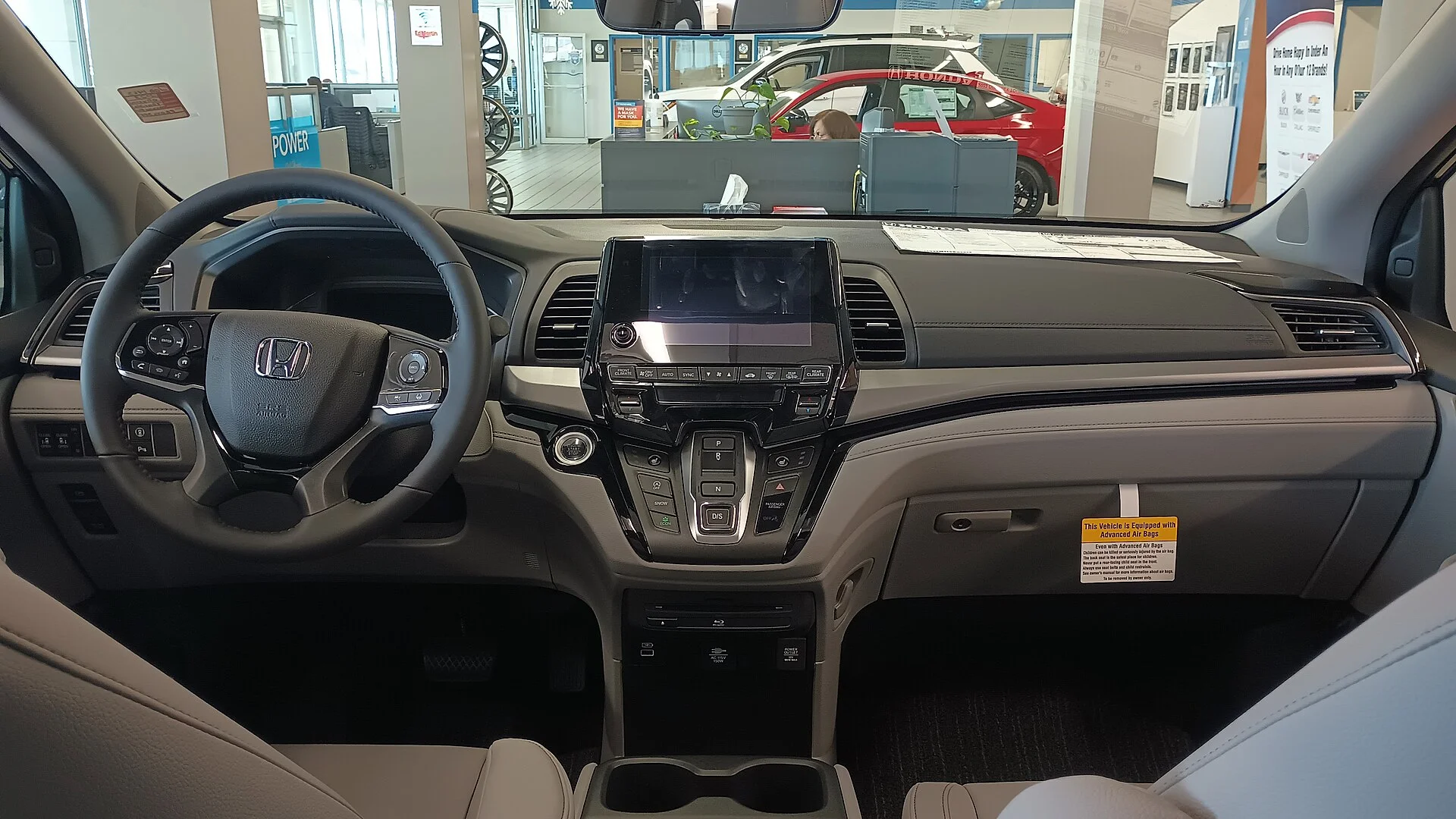 2023 Honda Odyssey interior