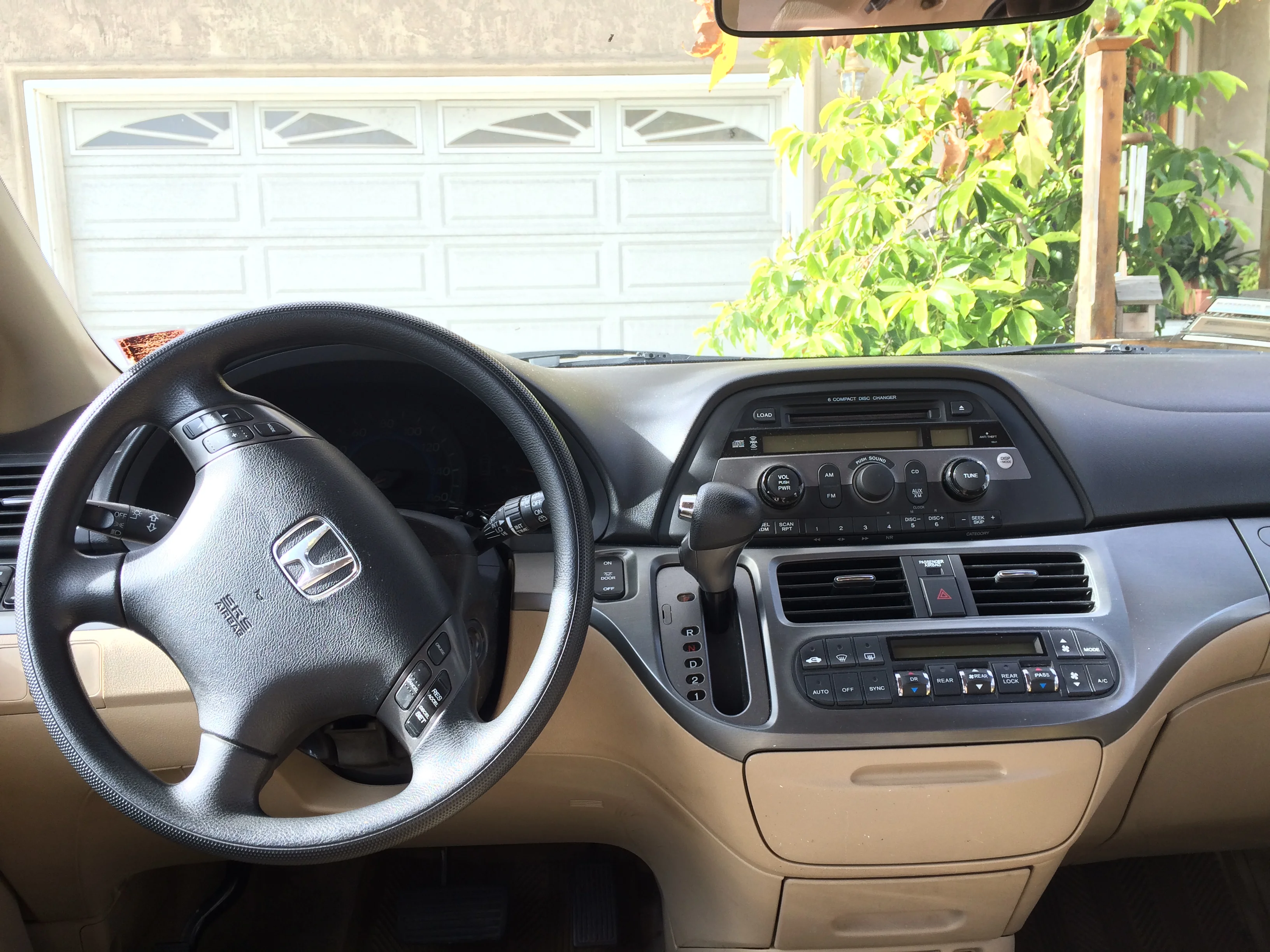 2005 Honda Odyssey EX-L Interior