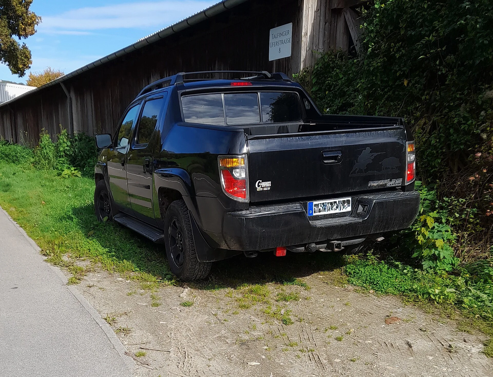 Honda Ridgeline Truck Bed Dimensions for Camping: One Bed, Two Tricks No Other Truck Has