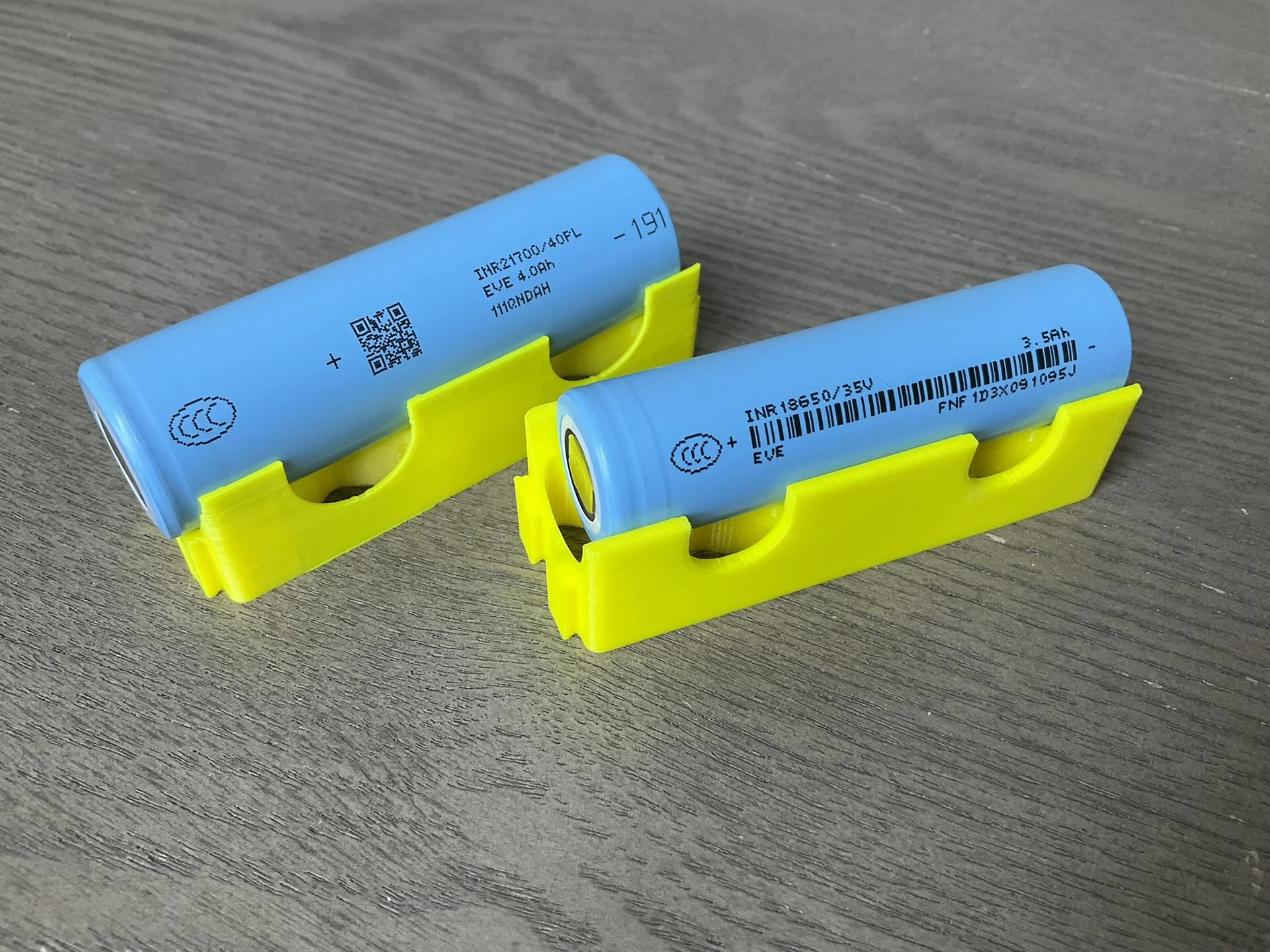 How Long Do Dash Cam Batteries Typically Last on a Single Charge?