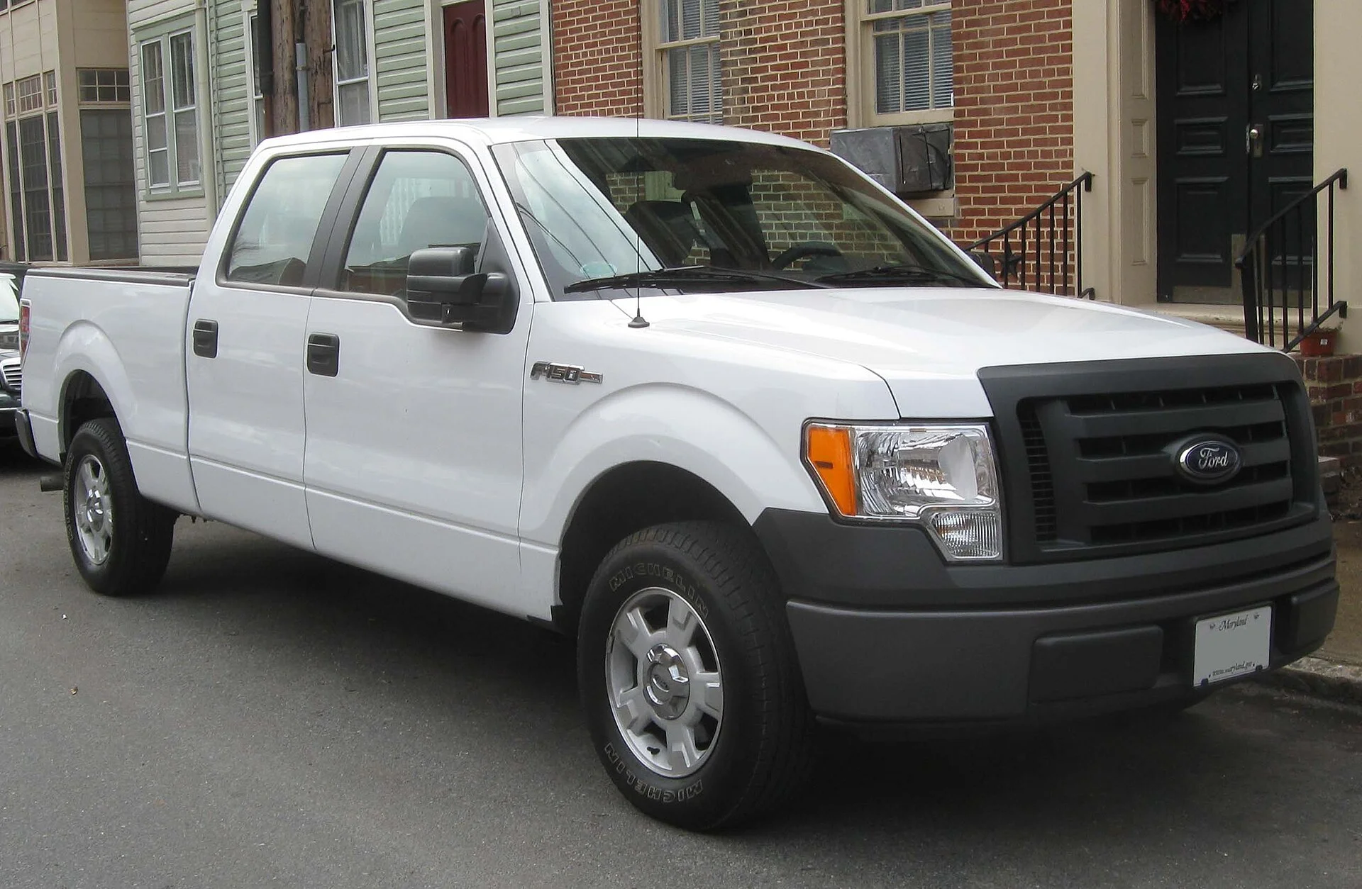How to Sleep Comfortably in a Ford F-150: Bed and Cab Camping Setup