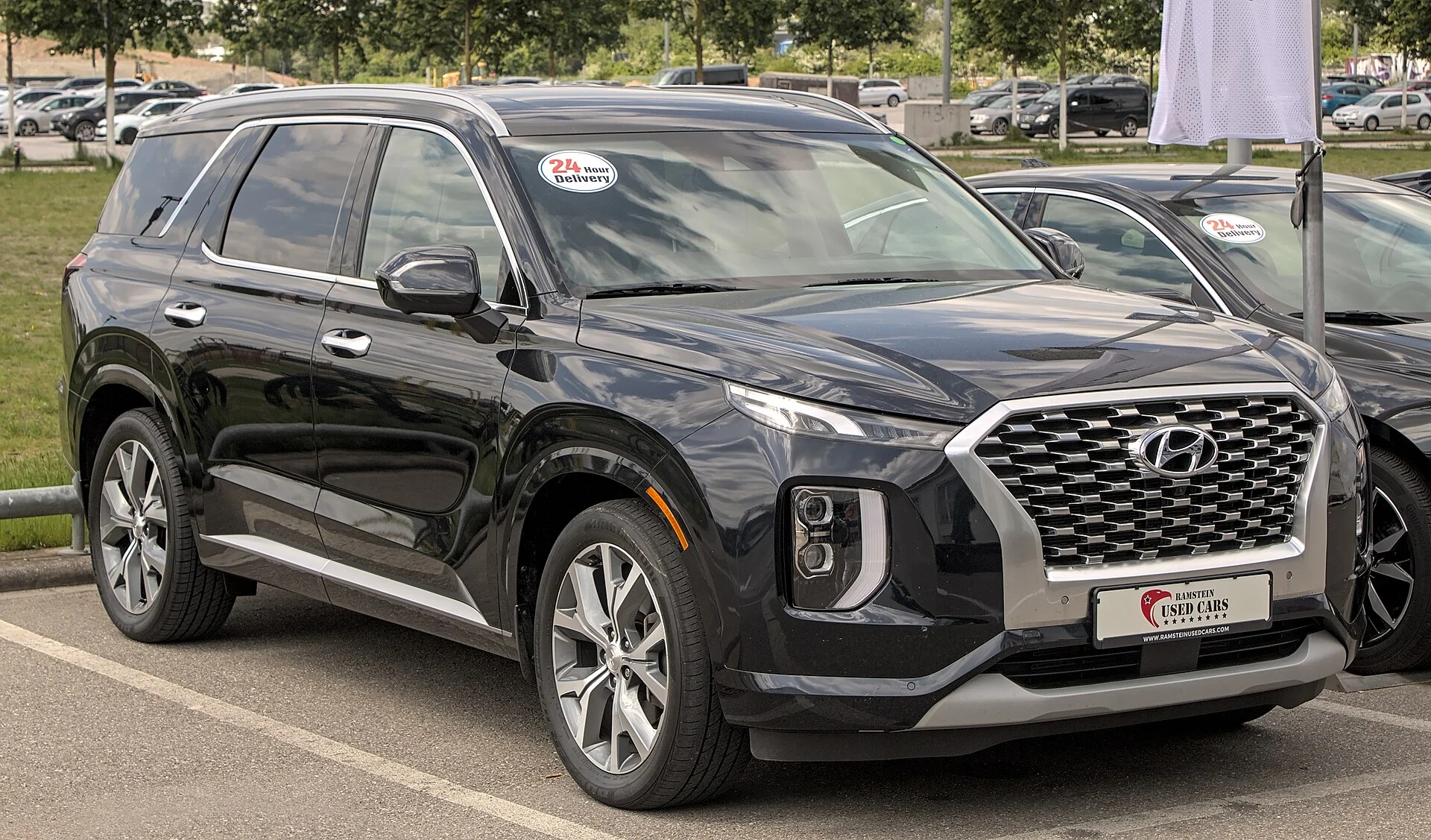 Hyundai Palisade Cargo Dimensions for Sleeping: The Tall, Boxy Bed