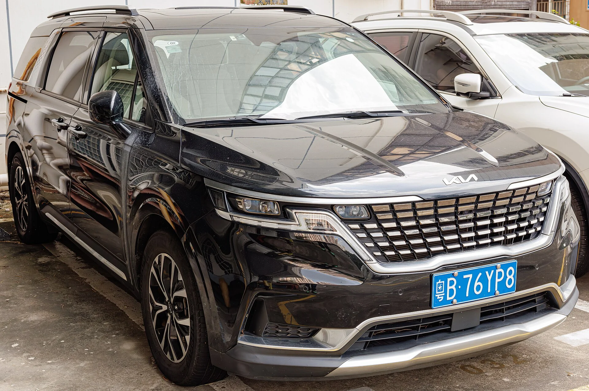 KIA CARNIVAL (KA4) China (5)