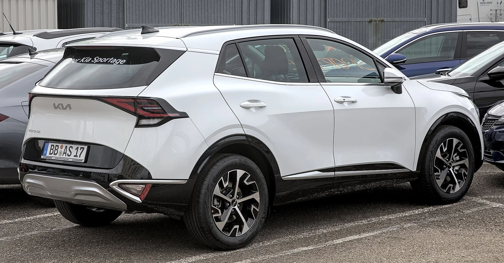A current-generation Kia Sportage (NQ5), the vehicle this car-camping guide covers