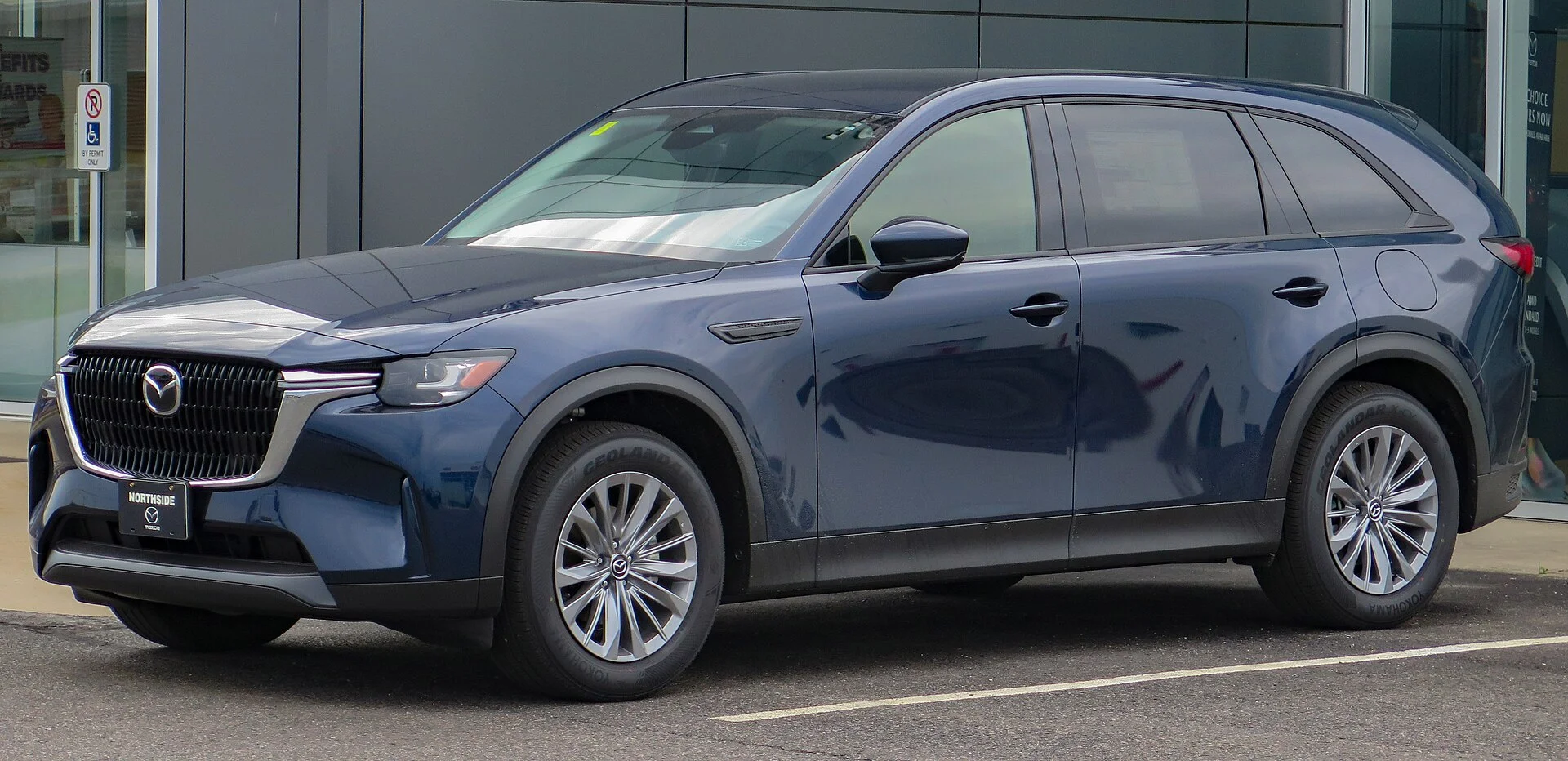 2024 Mazda CX-90 Mild Hybrid Inline 6 Turbo GS-L AWD in Deep Crystal Blue Mica, Front Left, 09-10-2023