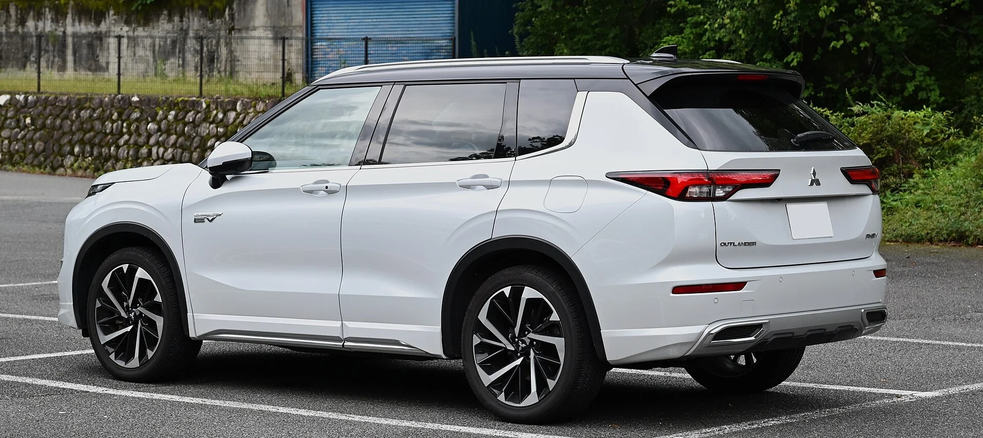 Nissan Rogue vs Hyundai Tucson for Car Camping: Which Sleeps Better? (2026)