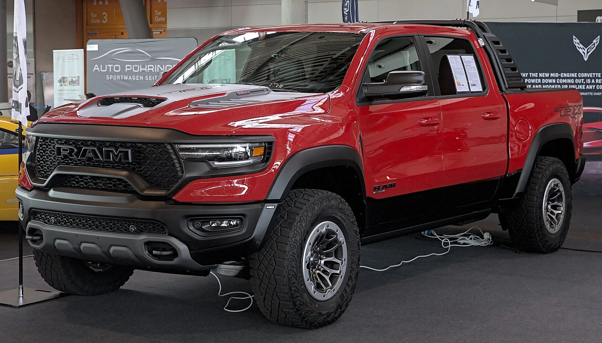 RAM 1500 Camping Guide: Complete Truck Bed Setup for Comfortable Sleep