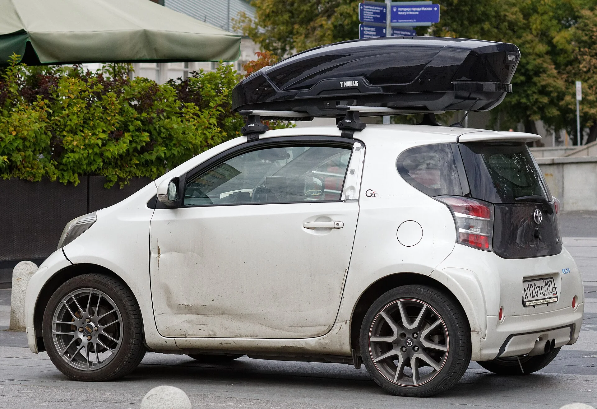 Why Does My Roof Rack Whistle? Causes and How to Stop the Noise