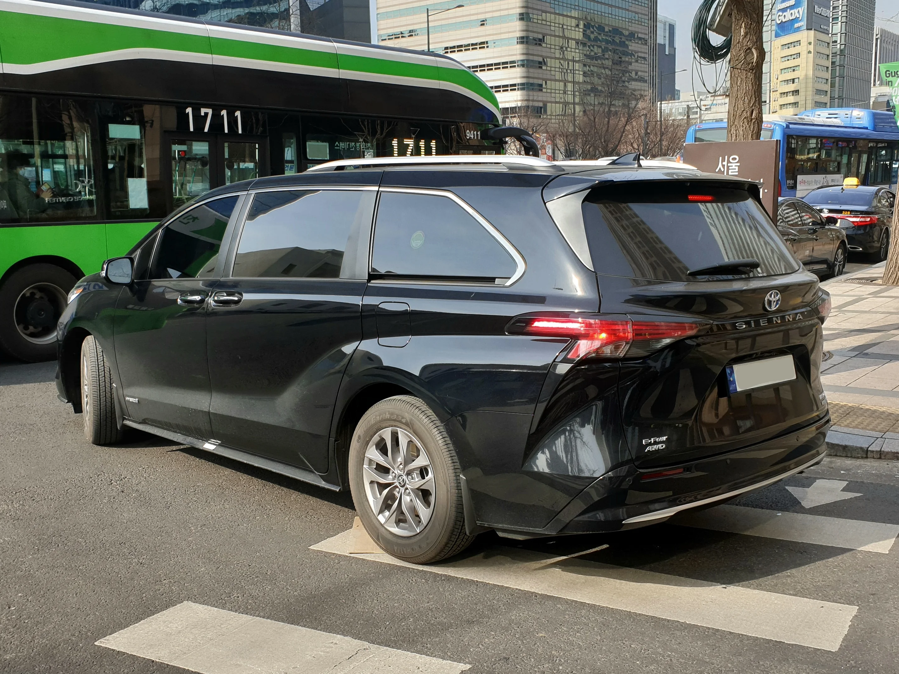 Toyota Sienna Cargo Dimensions for Sleeping: The Real Numbers