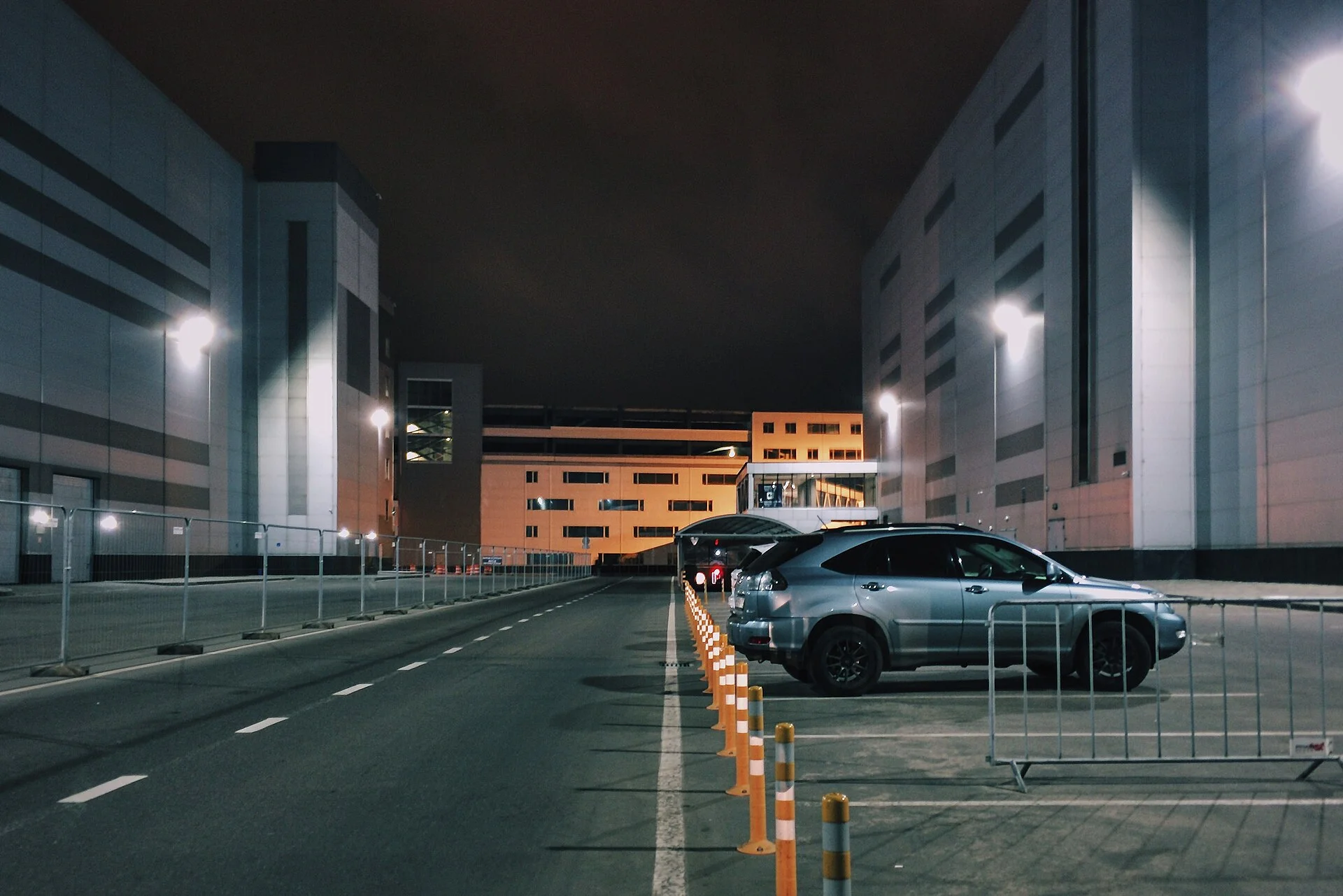 Where to Park Overnight to Sleep in Your Car: 7 Safe Options