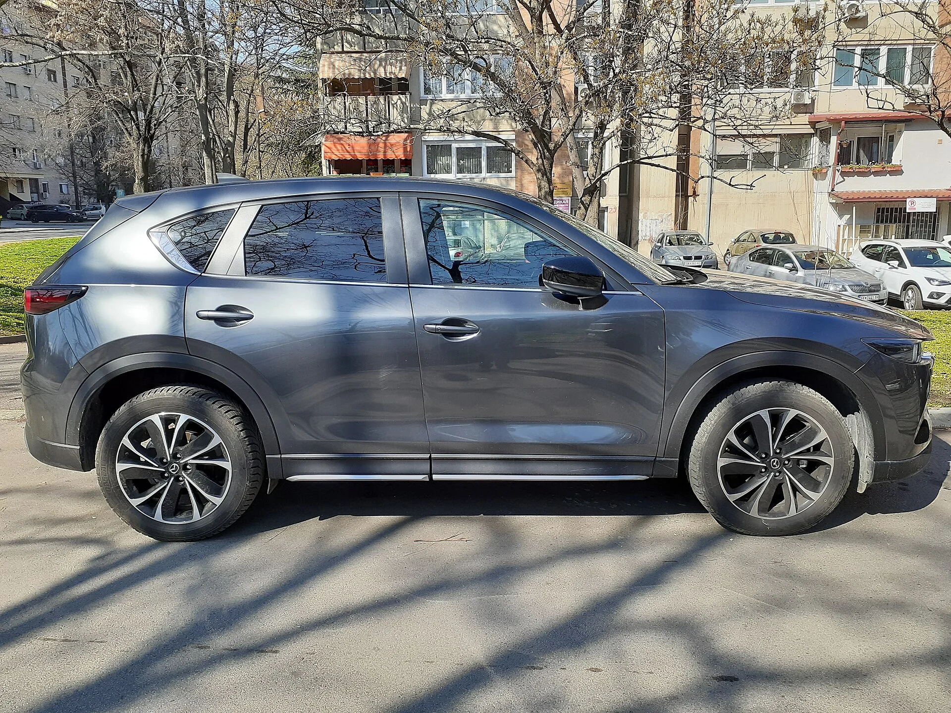 A grey Mazda CX-5, a rooftop tent candidate