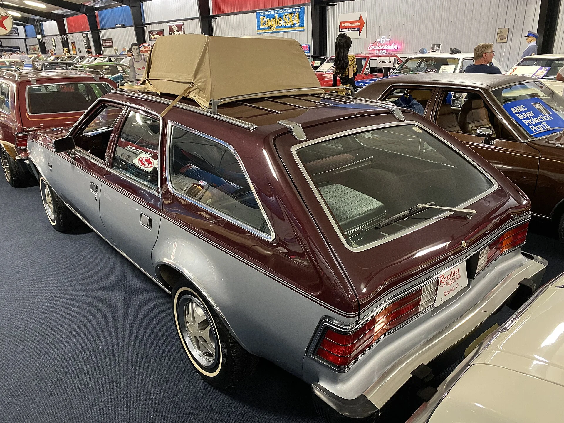 Yakima SkyBox vs Thule Force XT: Which Rooftop Cargo Box for Road Trips?