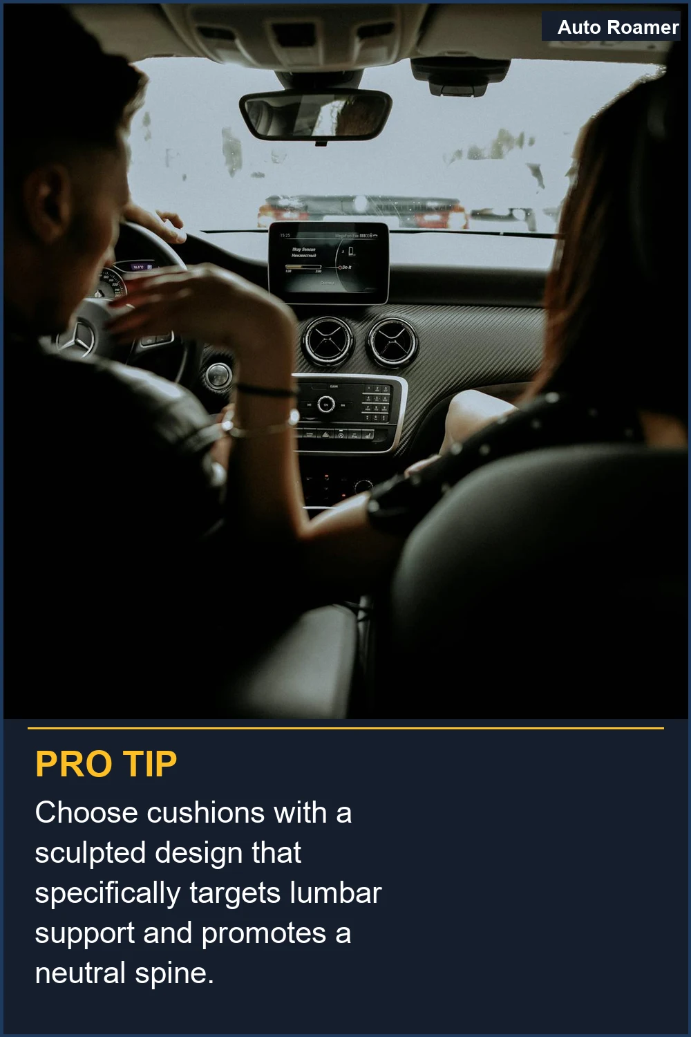 Elige cojines con un diseño contorneado que se dirija específicamente al soporte lumbar y promueva una columna neutral.