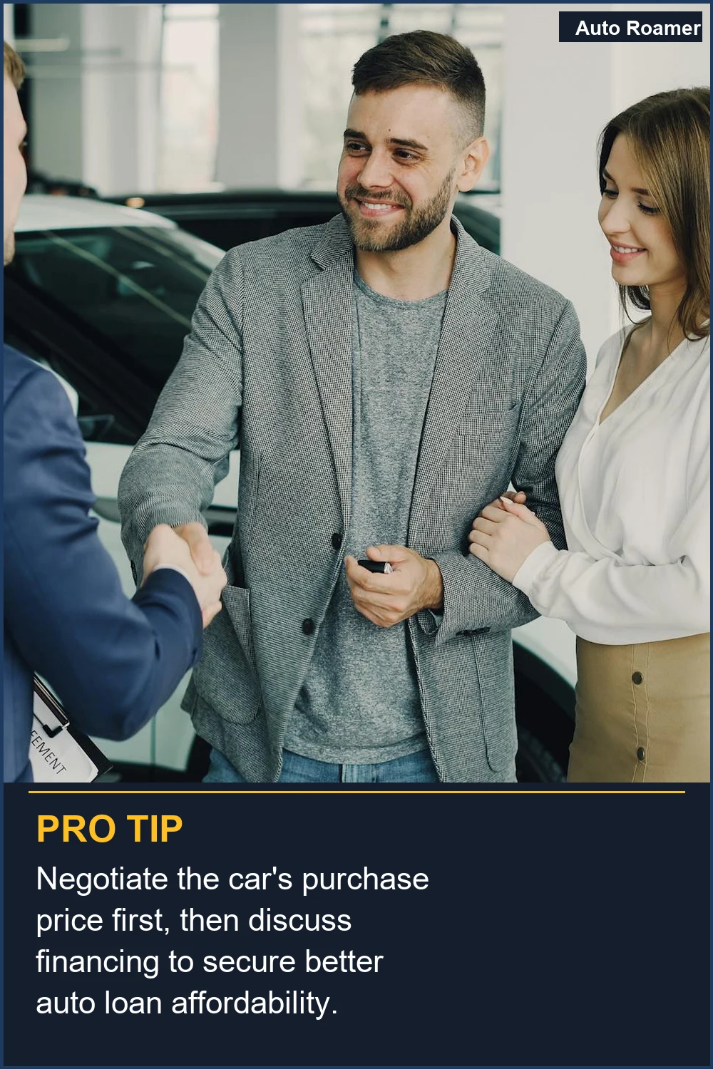 Negocia primero el precio de compra del coche, luego discute la financiación para asegurar una mejor asequibilidad del préstamo para automóviles.