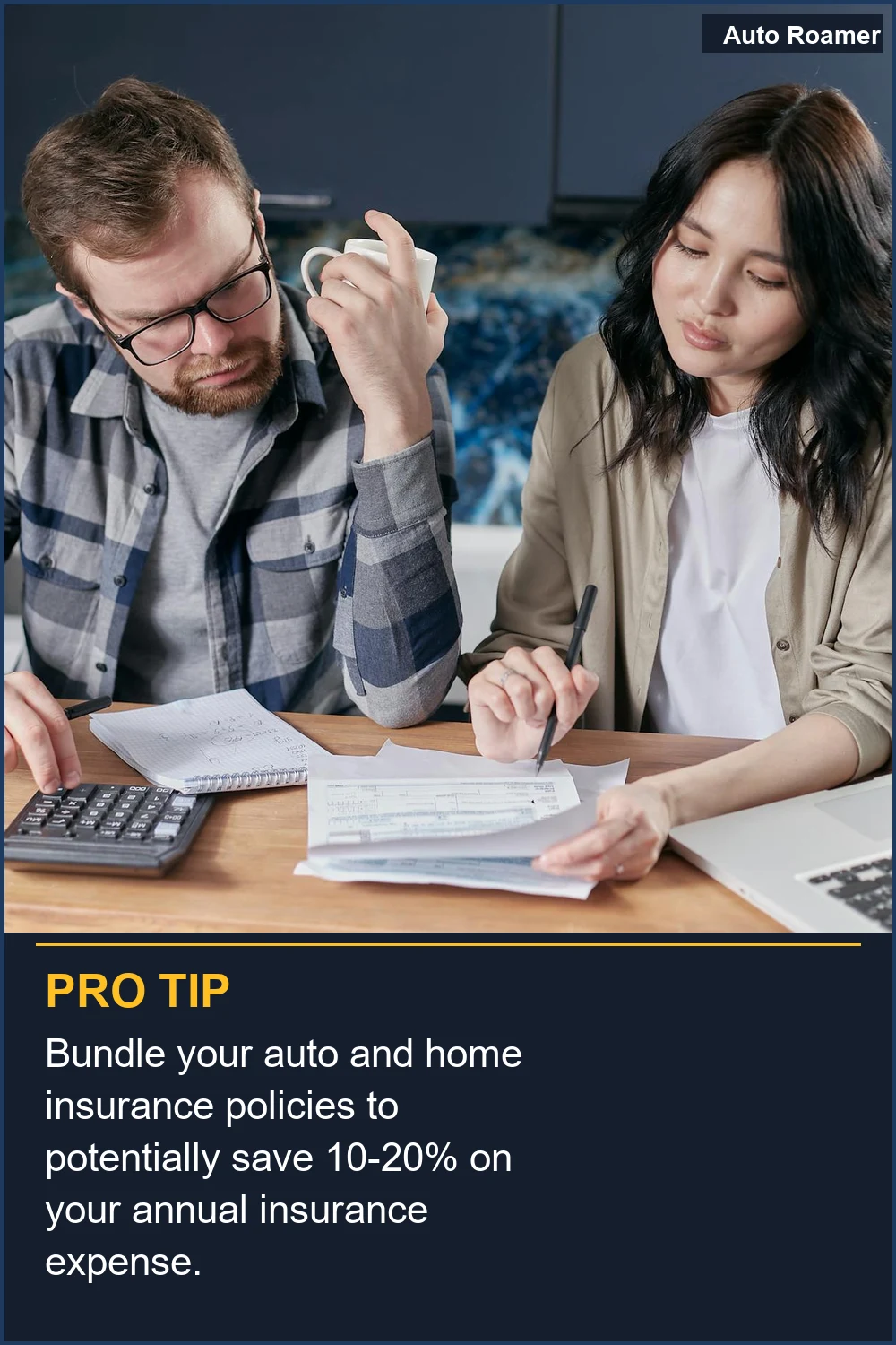 Agrupa tus pólizas de seguro de coche y hogar para ahorrar potencialmente entre un 10% y un 20% en tu gasto anual de seguro.