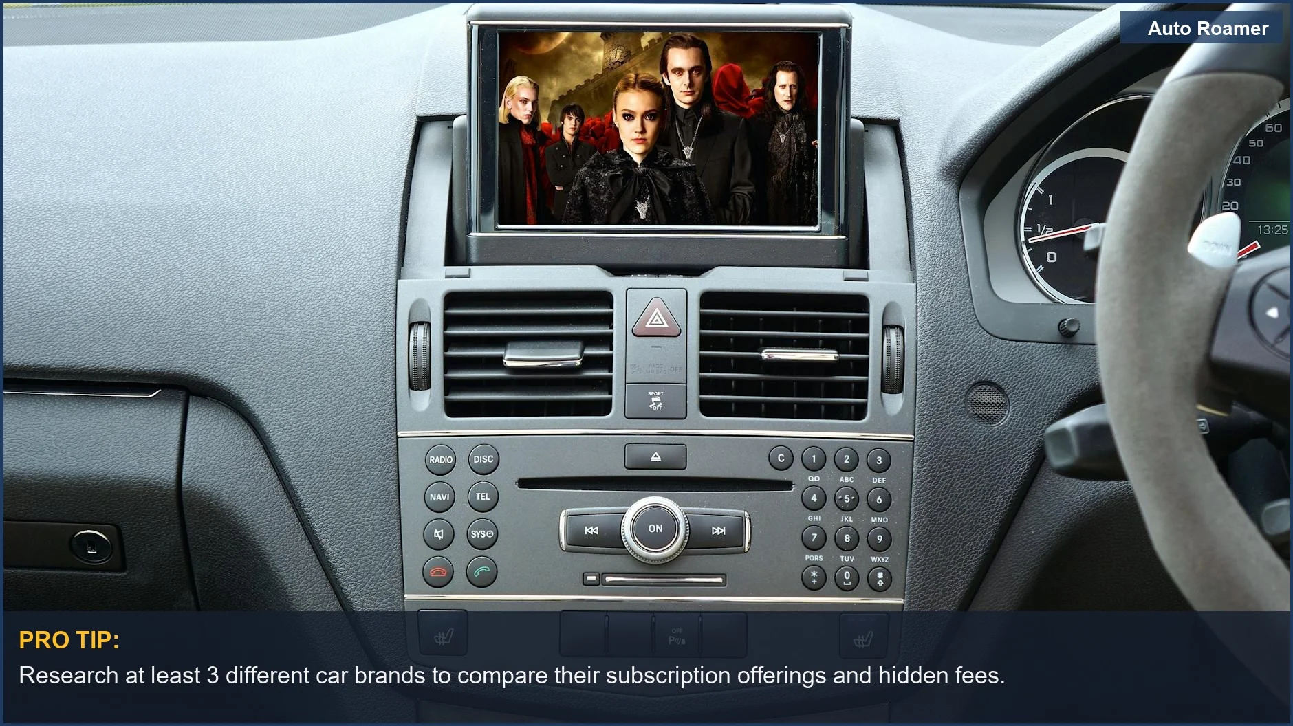 Interior de coche moderno con salpicadero de lujo y pantalla mostrando una película, ilustrando funciones del coche detrás de suscripciones.