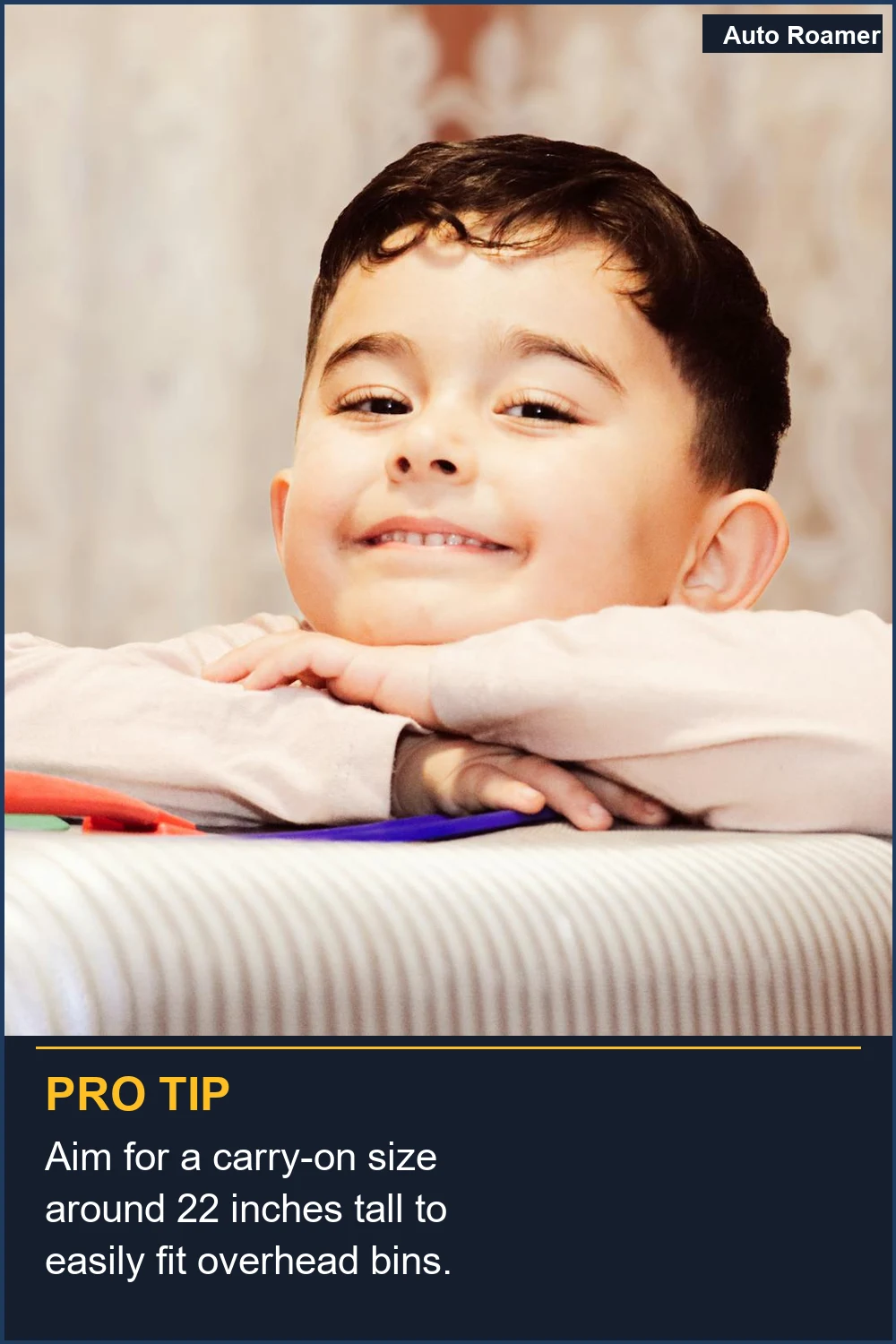 Apunte a un tamaño de equipaje de mano de aproximadamente 22 pulgadas de alto para que quepa fácilmente en los compartimentos superiores.