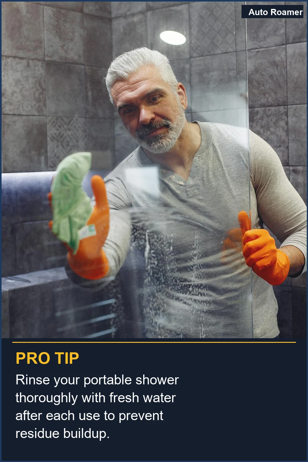 Enjuaga tu ducha portátil a fondo con agua fresca después de cada uso para evitar la acumulación de residuos.