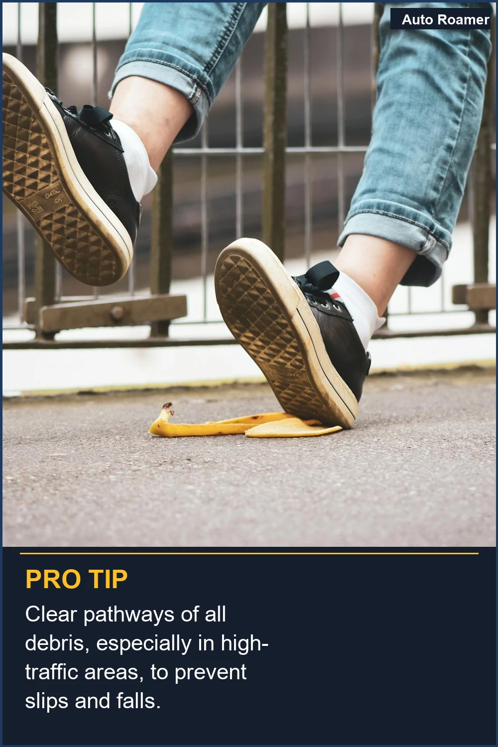 Despeja los caminos de toda escombro, especialmente en áreas de mucho tráfico, para prevenir resbalones y caídas.