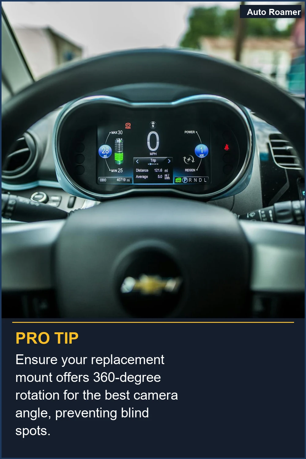 Ensure your replacement mount offers 360-degree rotation for the best camera angle, preventing blind spots.