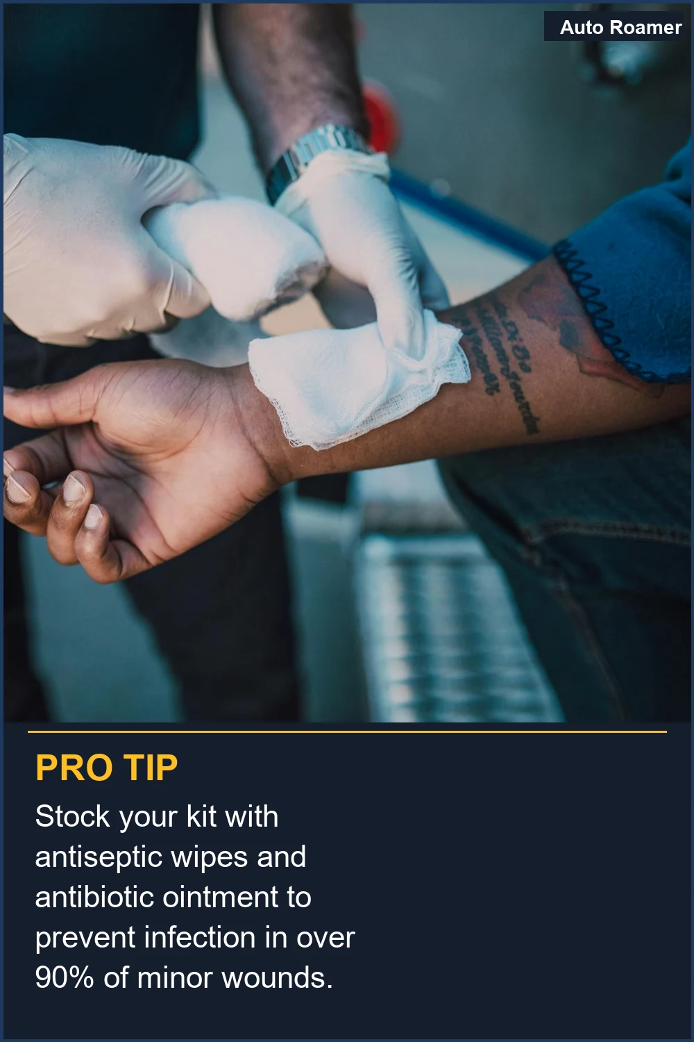 Abastece tu kit con toallitas antisépticas y ungüento antibiótico para prevenir infecciones en más del 90% de las heridas menores.