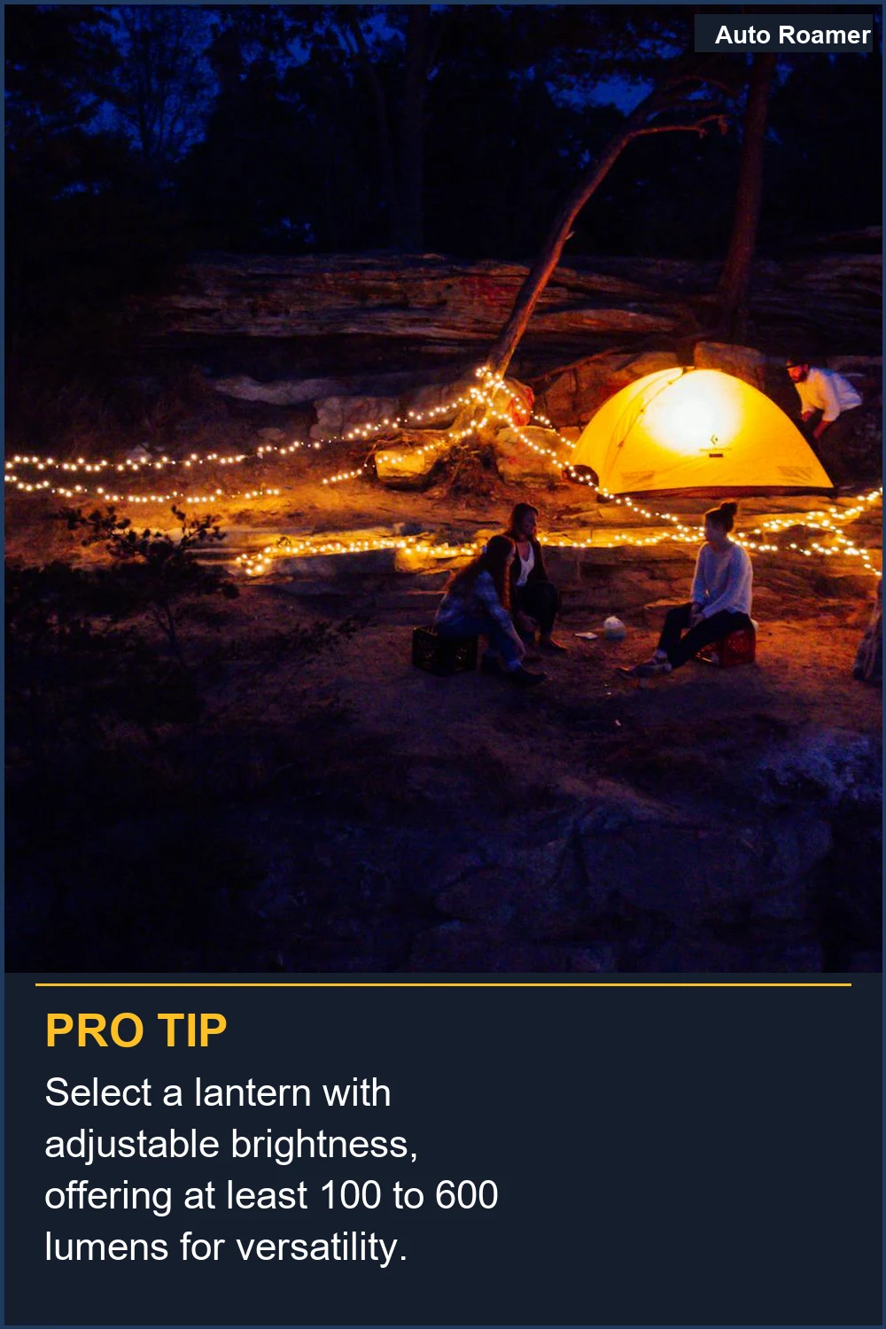 Selecciona una linterna con brillo ajustable, que ofrezca al menos de 100 a 600 lúmenes para mayor versatilidad.