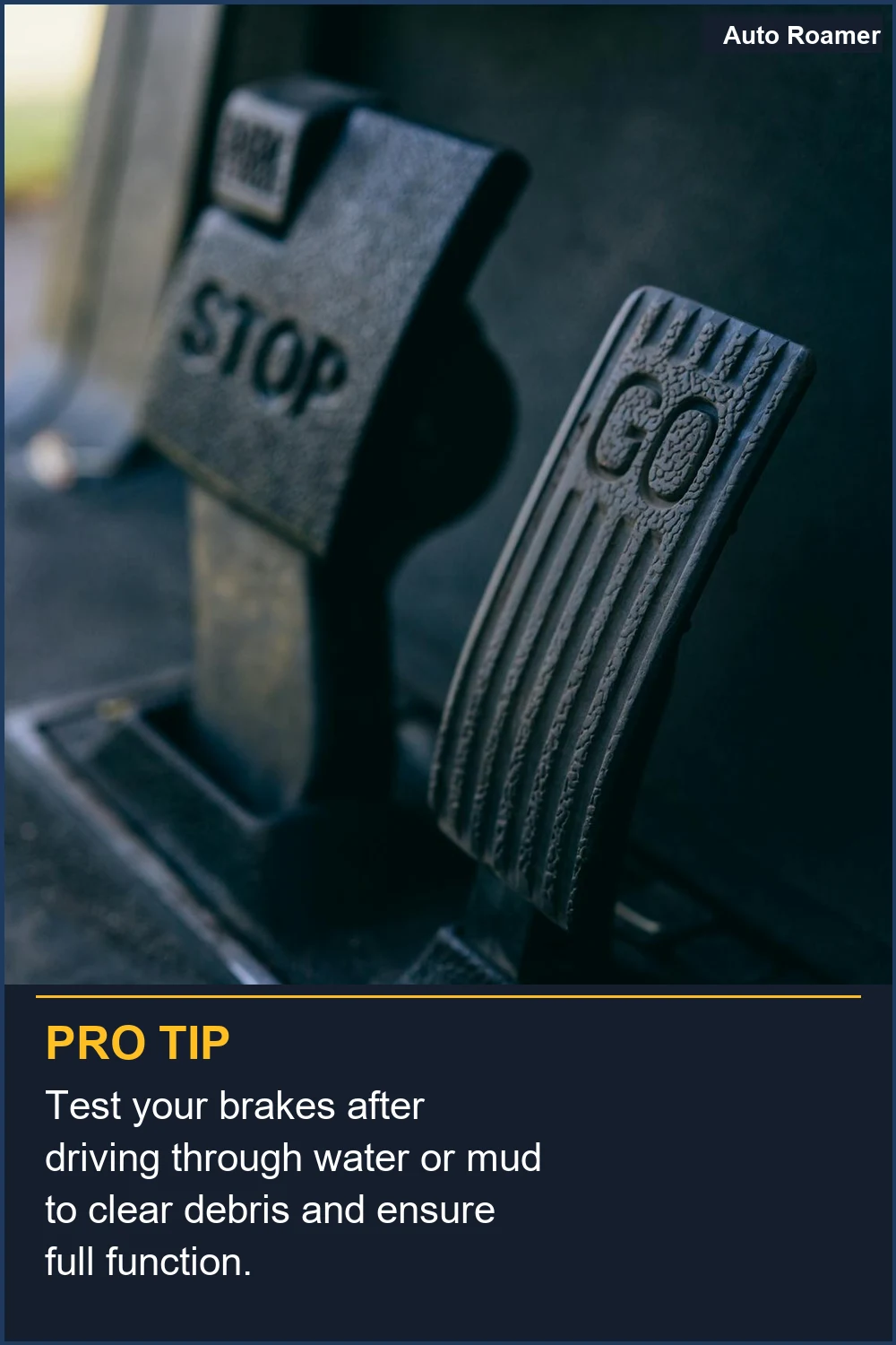 Prueba tus frenos después de conducir a través de agua o barro para eliminar escombros y asegurar su pleno funcionamiento.