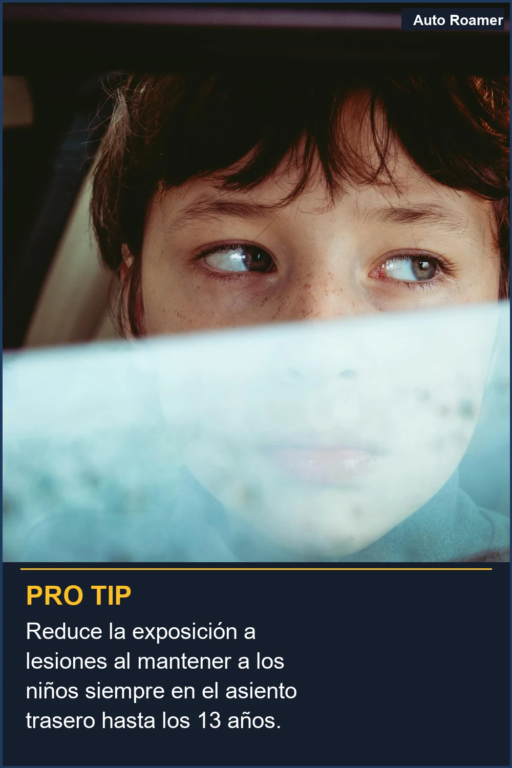 Nunca uses el teléfono mientras conduces; concéntrate al 100% en la carretera para garantizar la seguridad infantil.