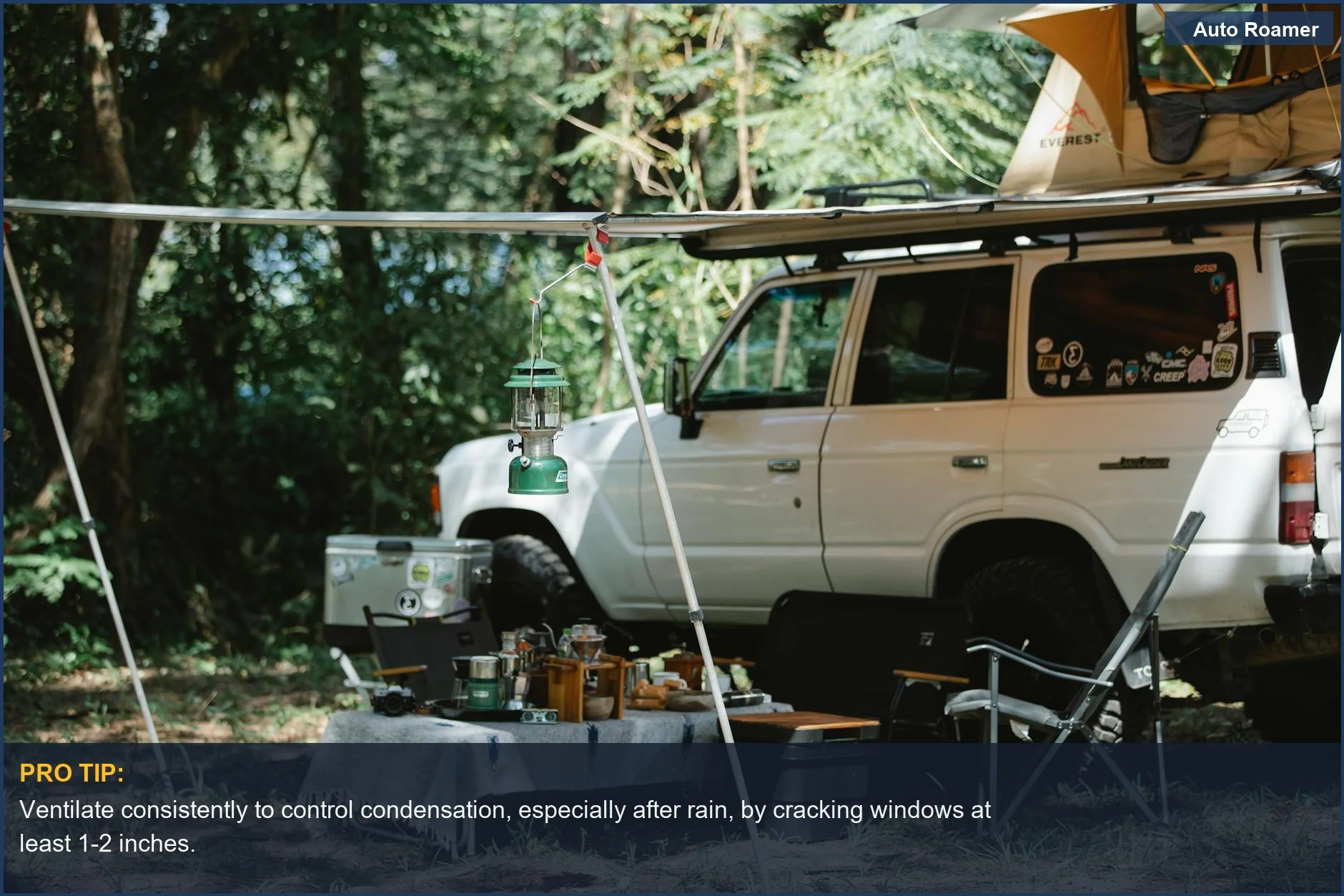 Offroader with rooftop tent in nature, demonstrating how ventilation helps control condensation inside your car during camping.