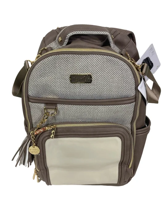 Itzy Ritzy Boss Plus Backpack Diaper Bag — Best Travel Bags for Babies (2026 Buying Guide)