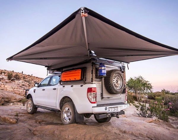 Alu-Cab 270-Degree Shadow Awning